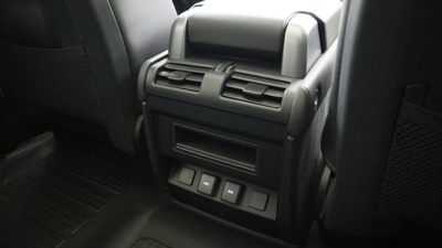 LAND ROVER DEFENDER 90