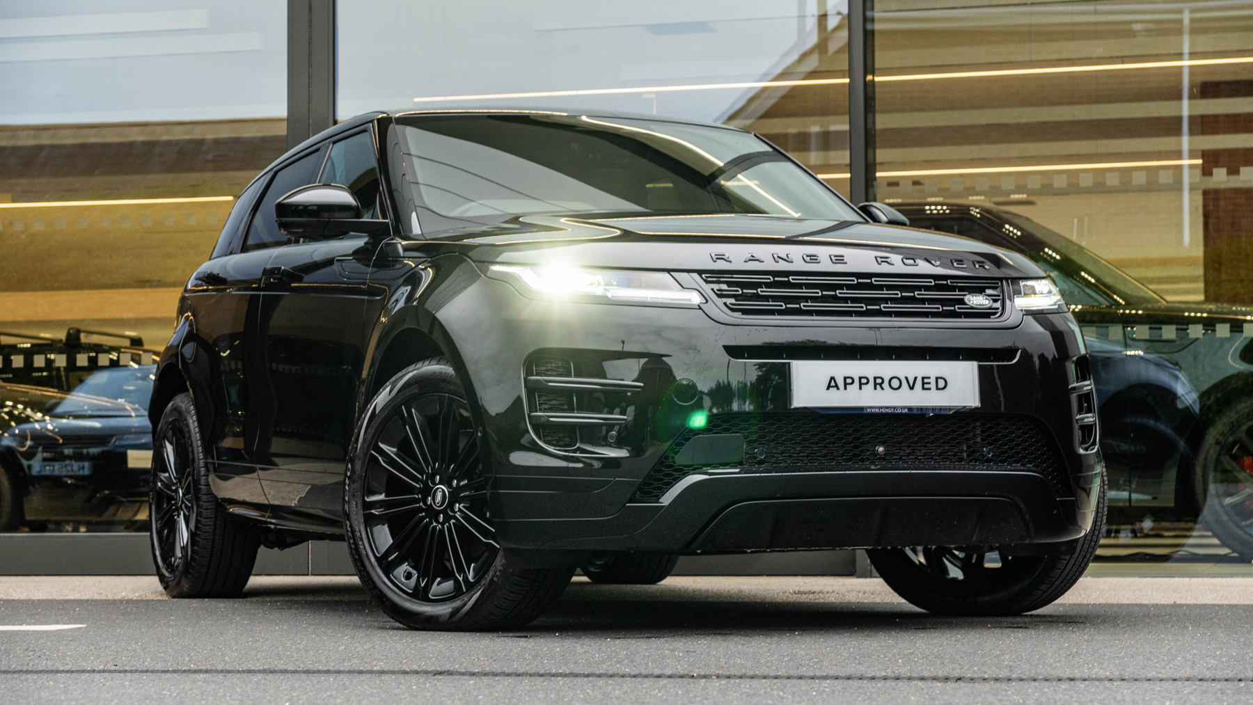 Land Rover RANGE ROVER EVOQUE, SUV, Santorini Black.