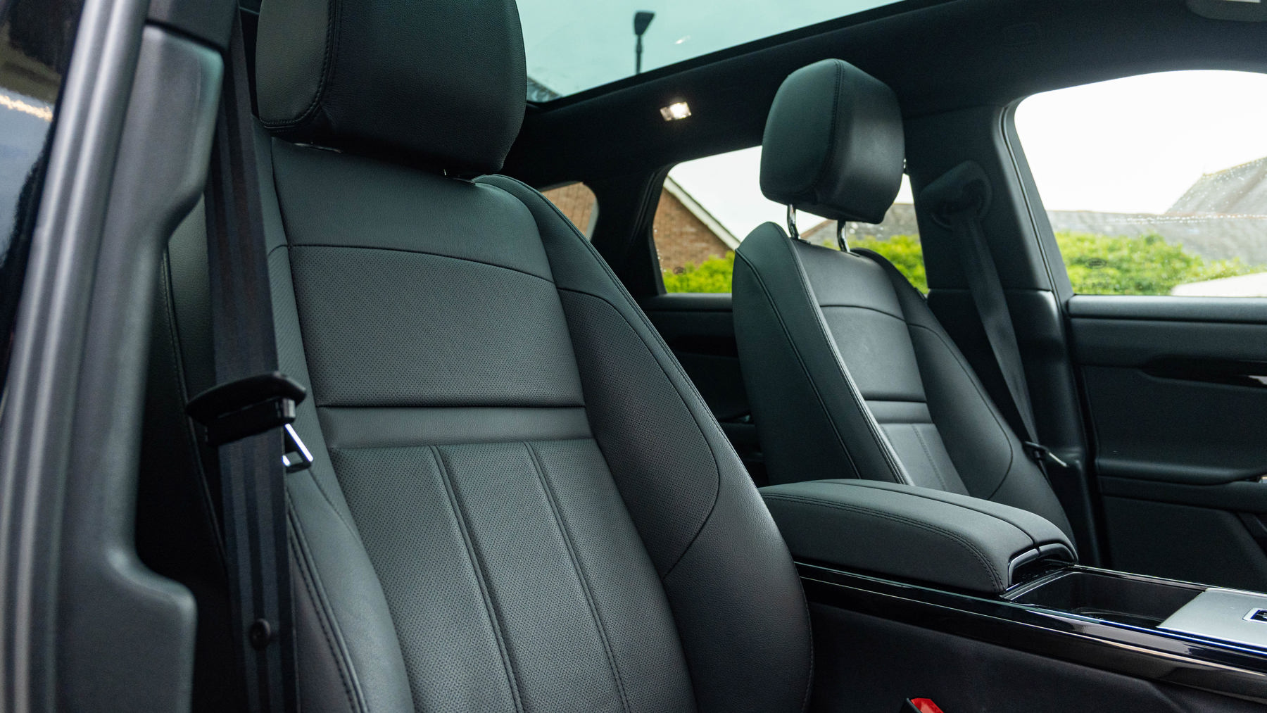 Land Rover RANGE ROVER EVOQUE, SUV, Santorini Black.