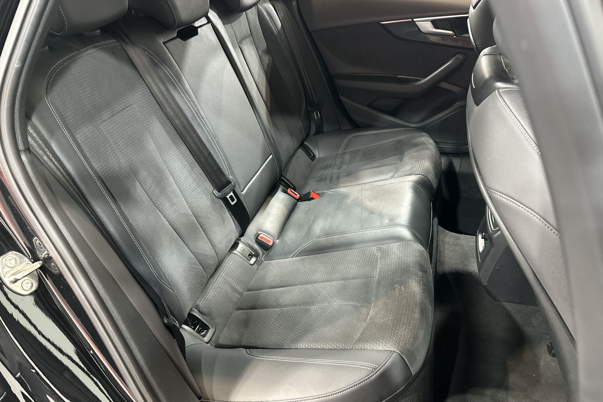 40 TFSI 204 S TRONIC
