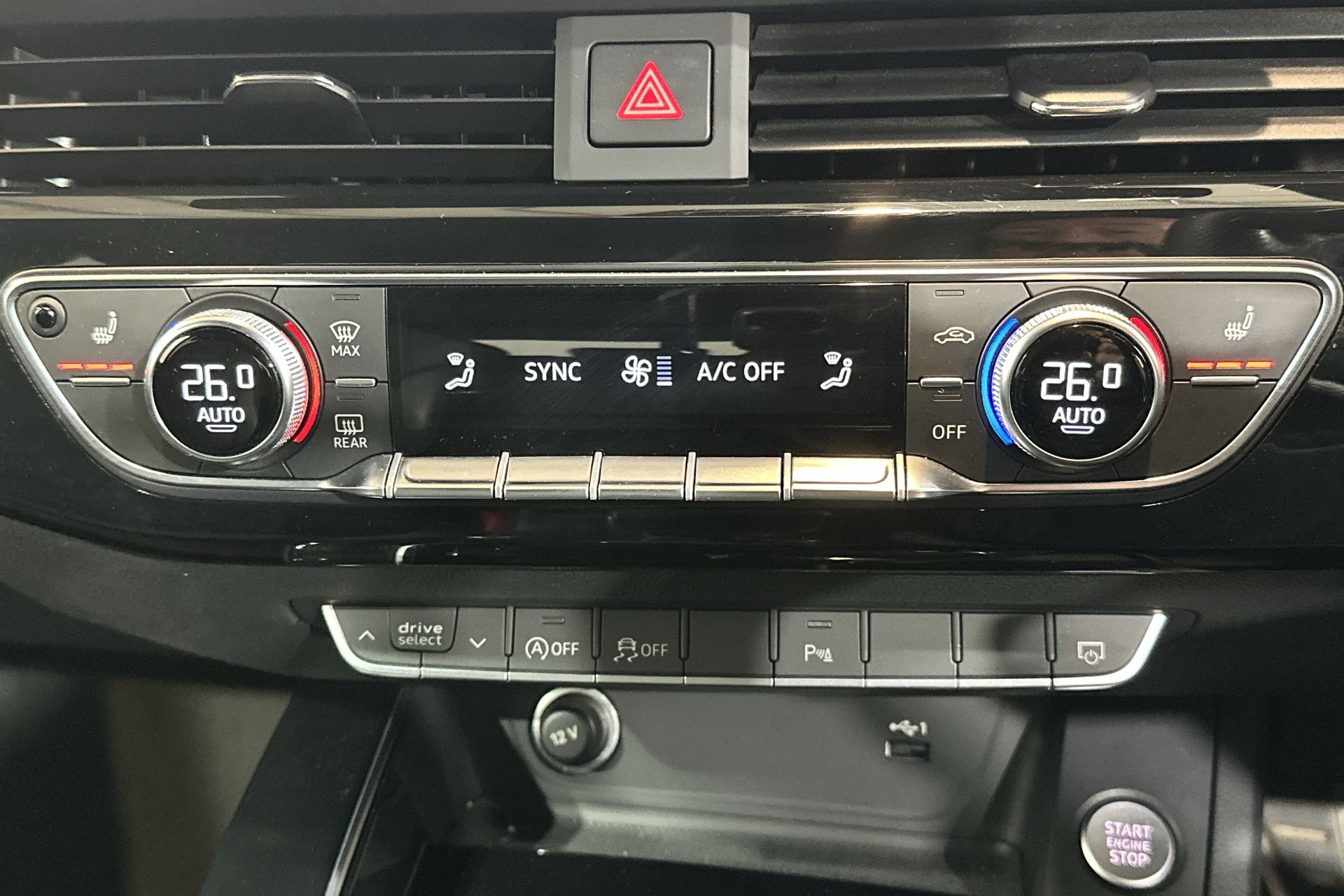 40 TFSI 204 S TRONIC