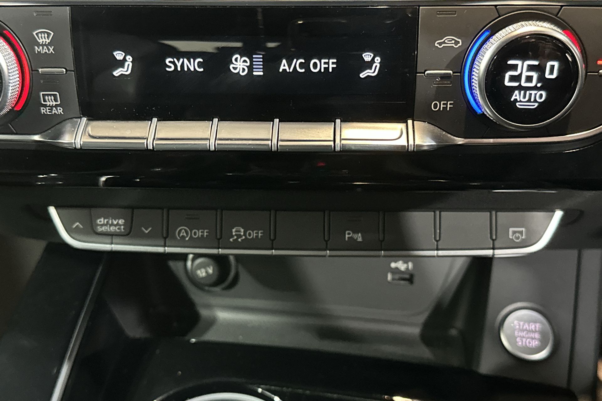 40 TFSI 204 S TRONIC