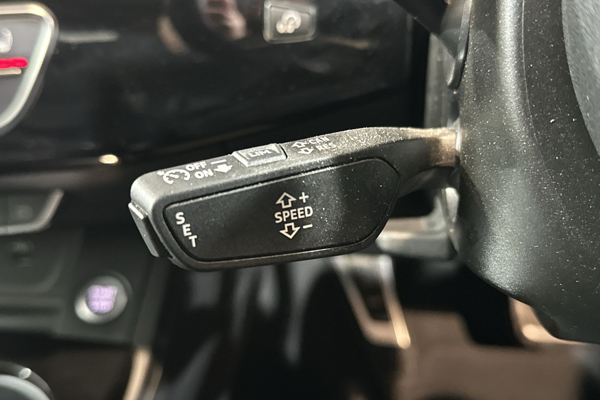 40 TFSI 204 S TRONIC