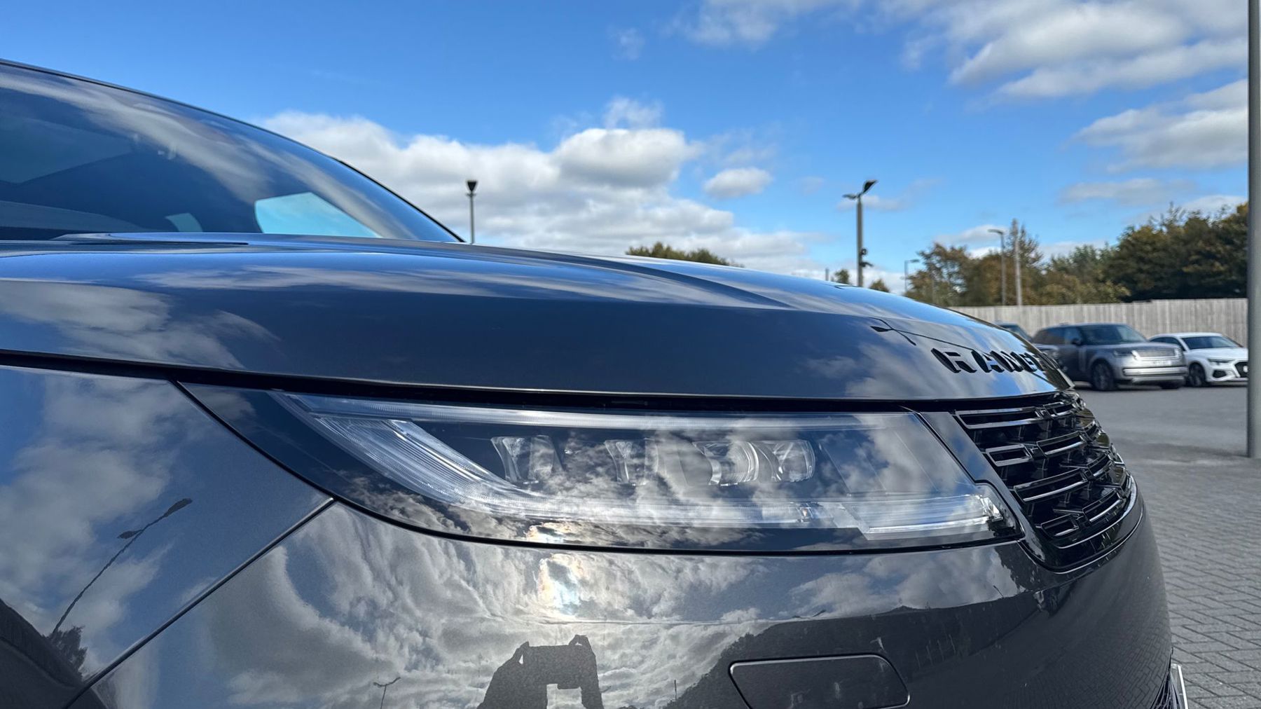Land Rover RANGE ROVER SPORT, SUV, Premium - Carpathian grey.