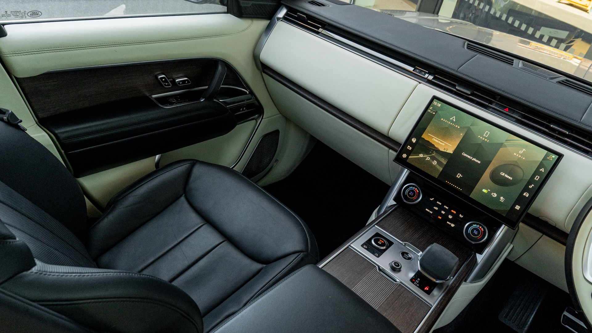 P530 7 SEATS