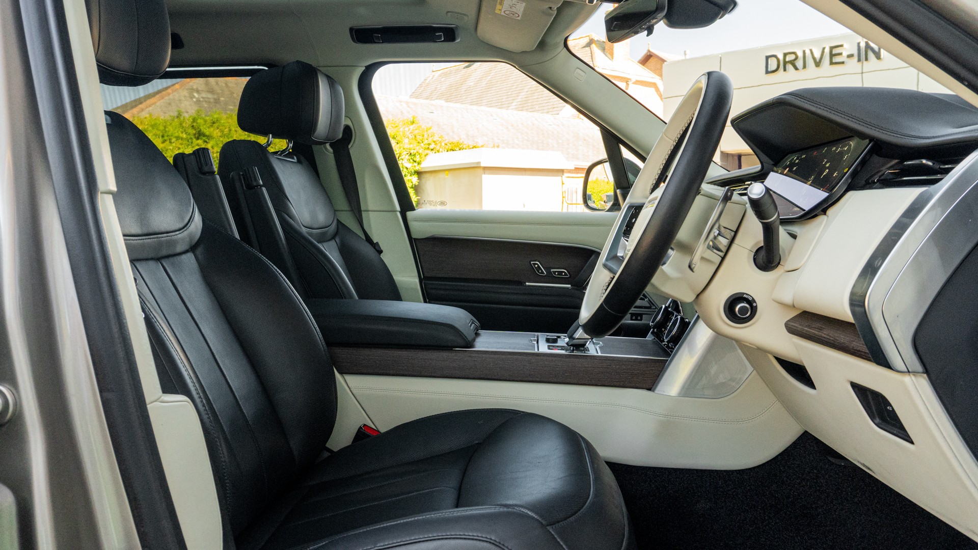 P530 7 SEATS