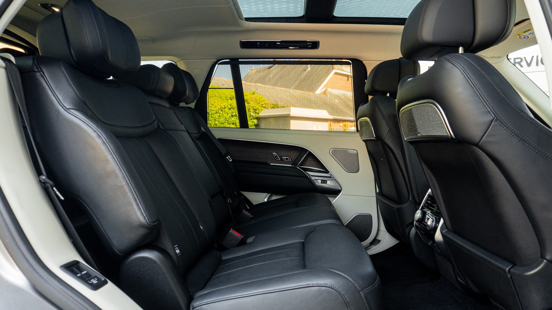 P530 7 SEATS