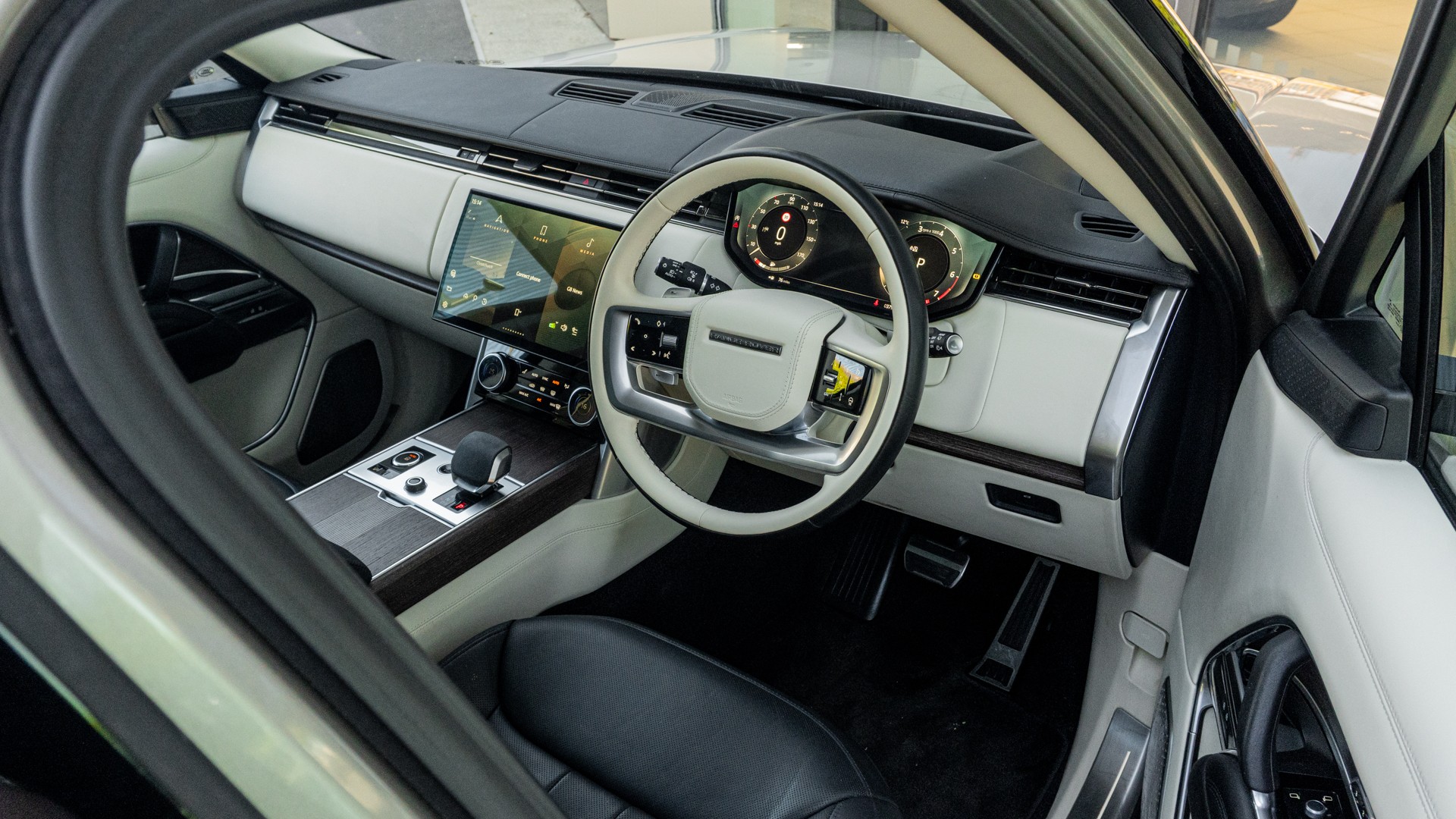 P530 7 SEATS