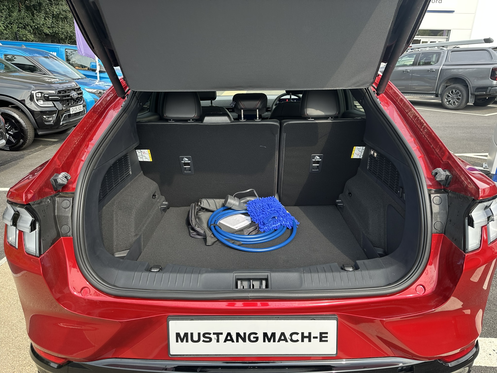 MUSTANG MACH-E PREMIUM 5 DOOR 91KWH EXTENDED RANGE AWD 1 SPEED AUTOMATIC