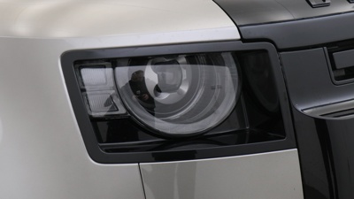 LAND ROVER DEFENDER 110