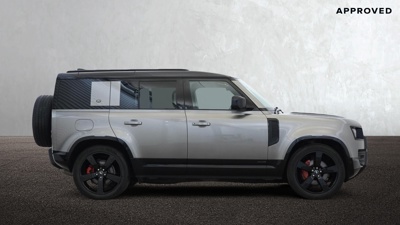 LAND ROVER DEFENDER 110