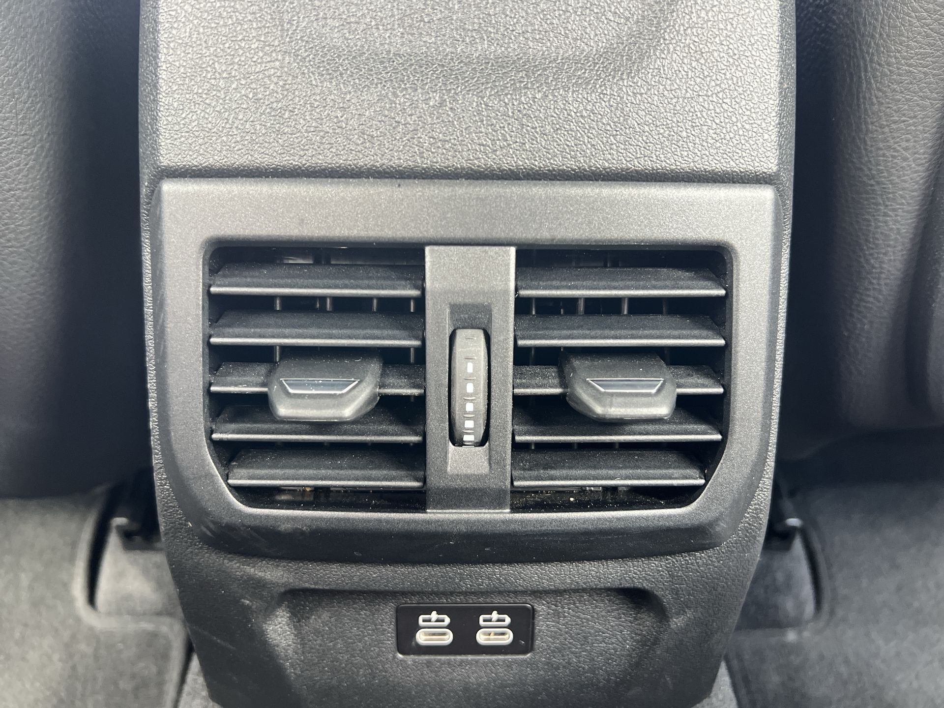 218I 136