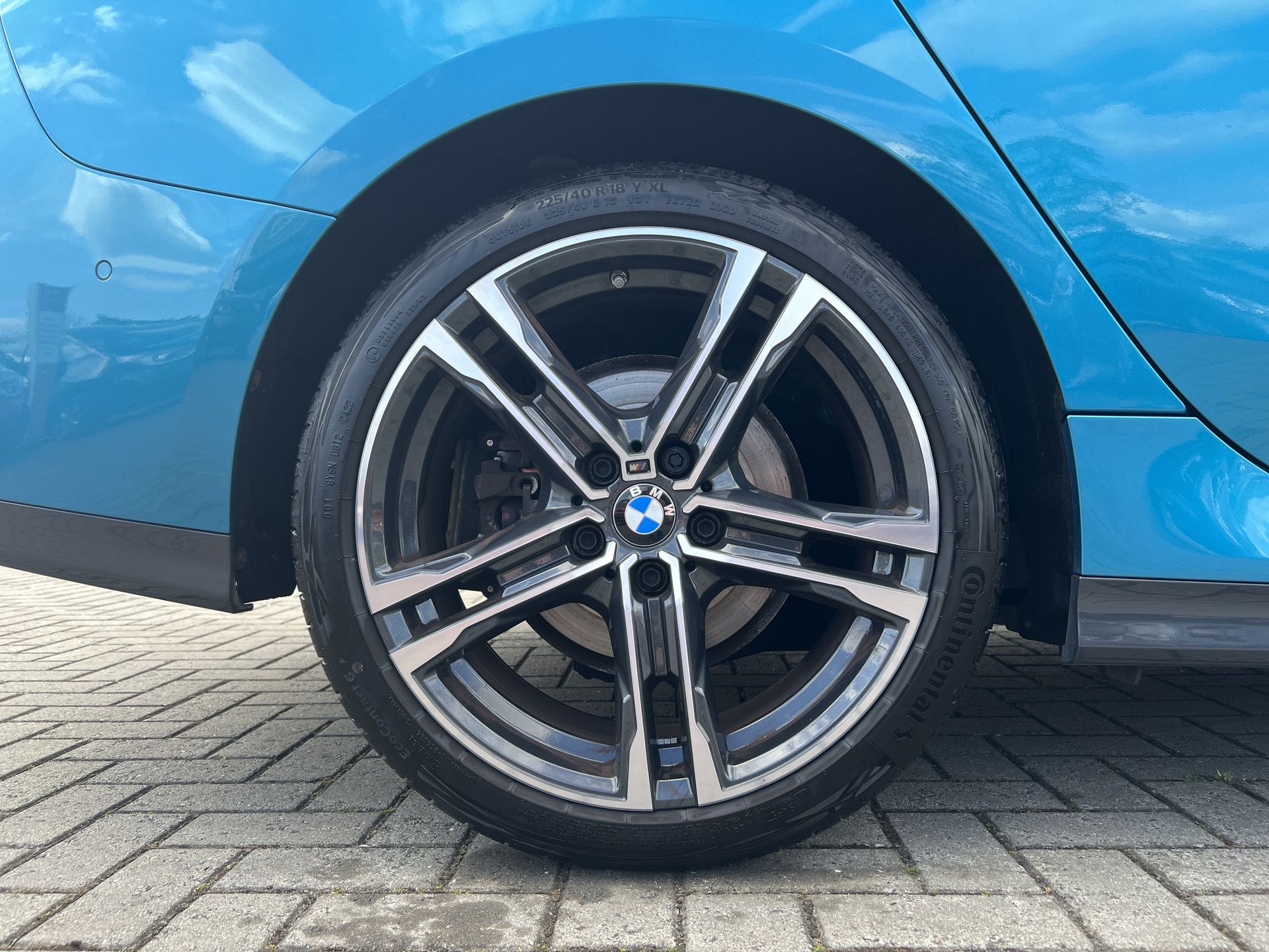 218I 136