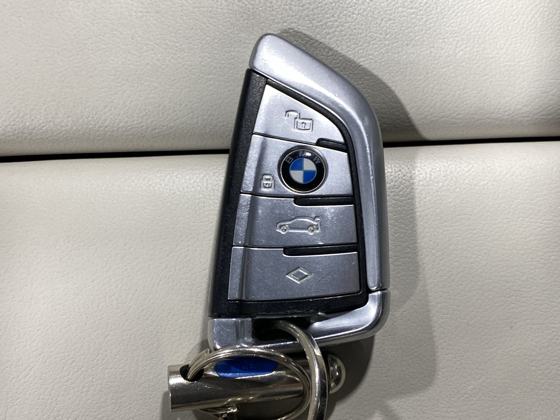 840I SDRIVE