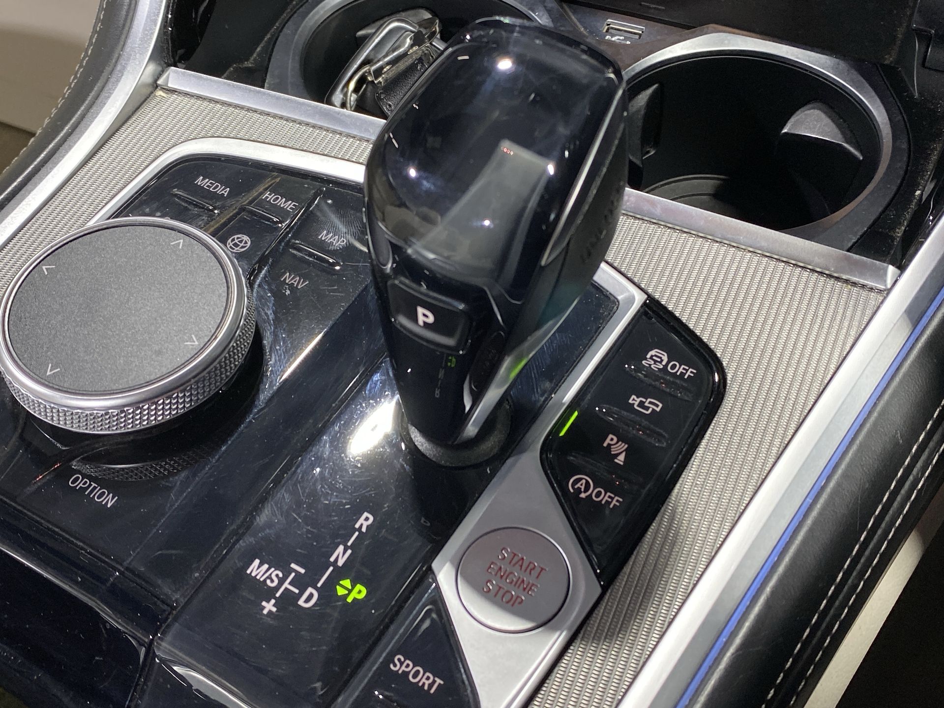 840I SDRIVE