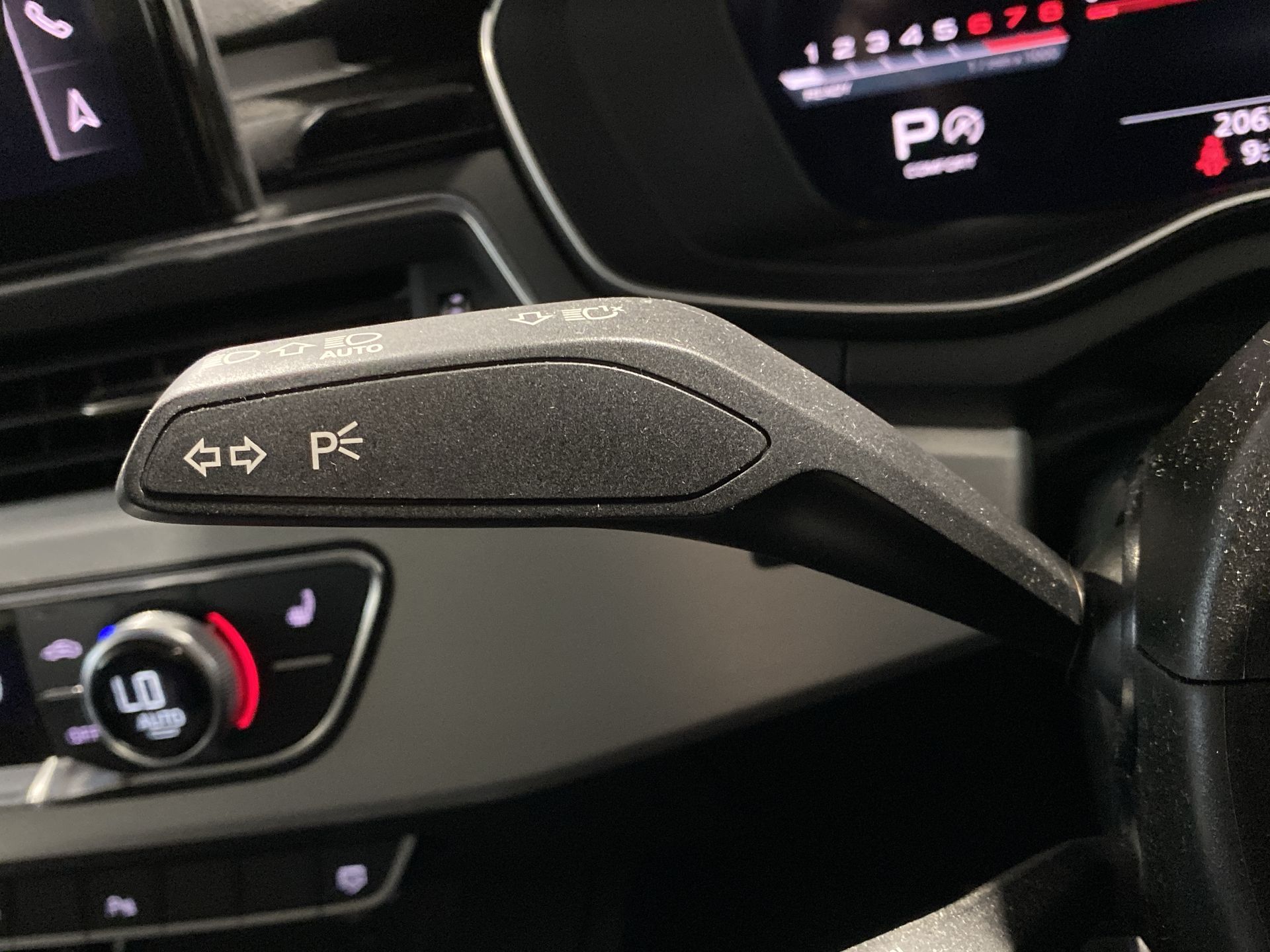 35 TFSI S TRONIC
