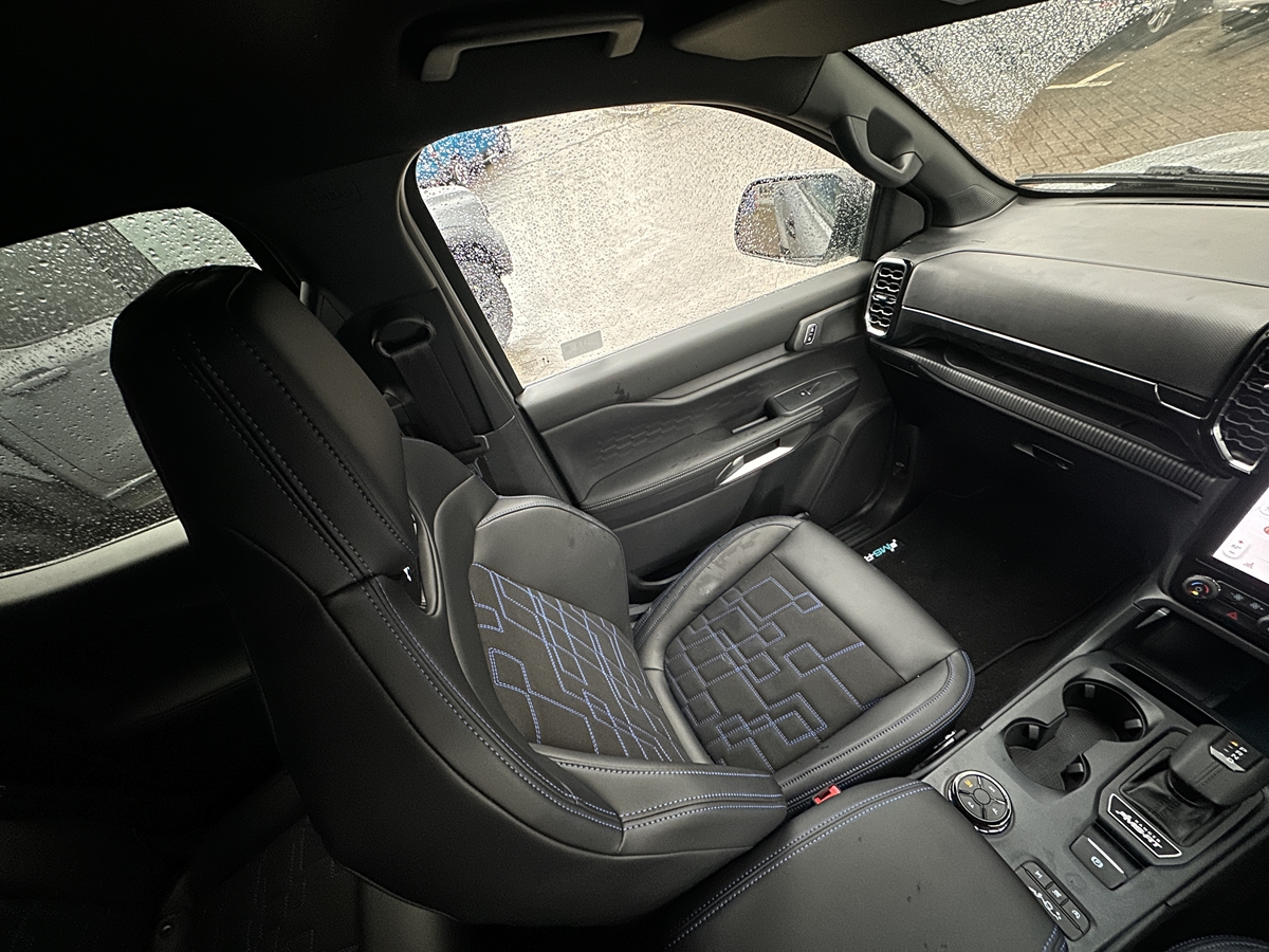 FORD RANGER PICK UP DOUBLE CAB MS-RT 3.0 ECOBLUE V6 240 AUTO