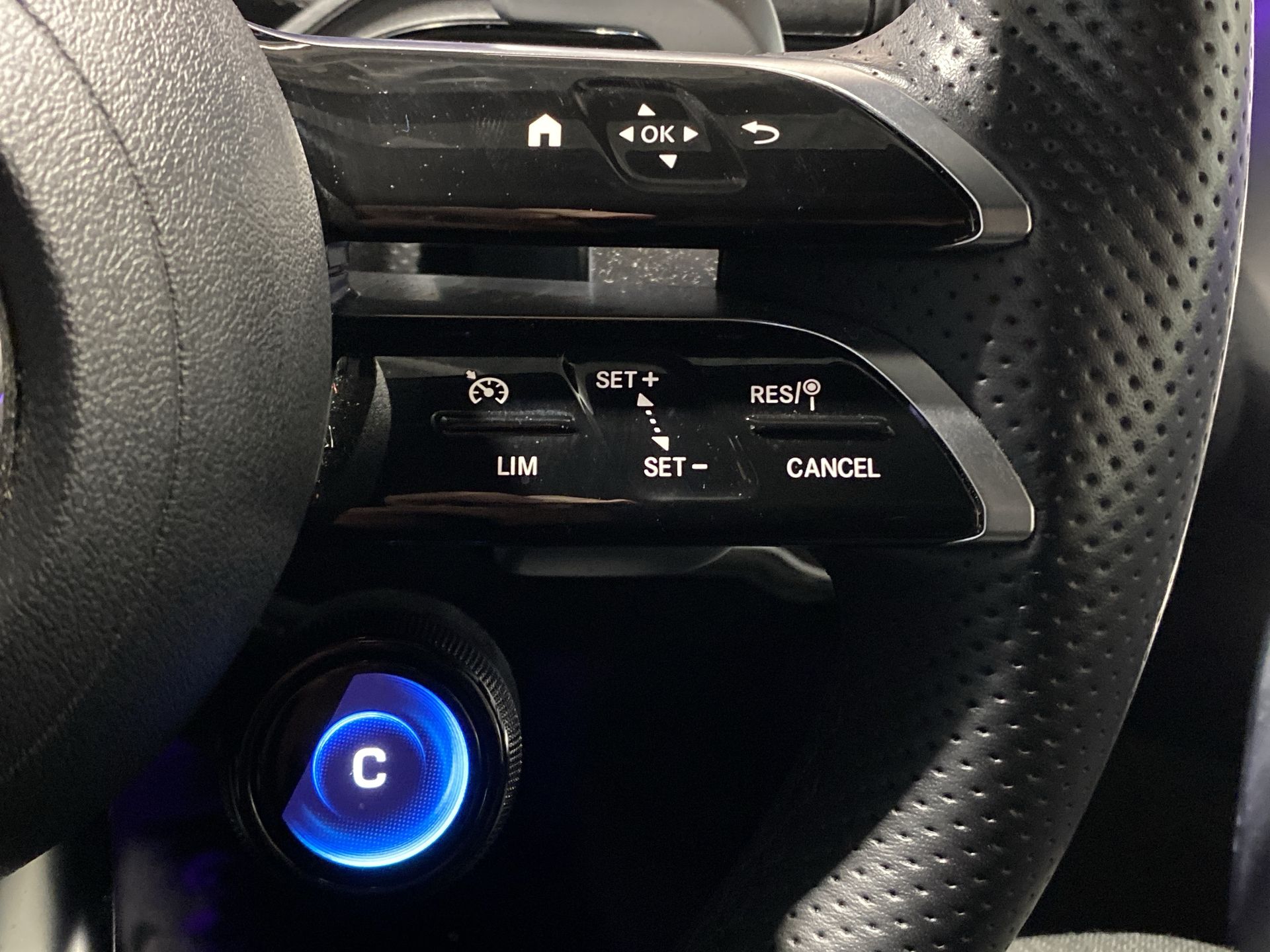 A35 4MATIC PREMIUM PLUS