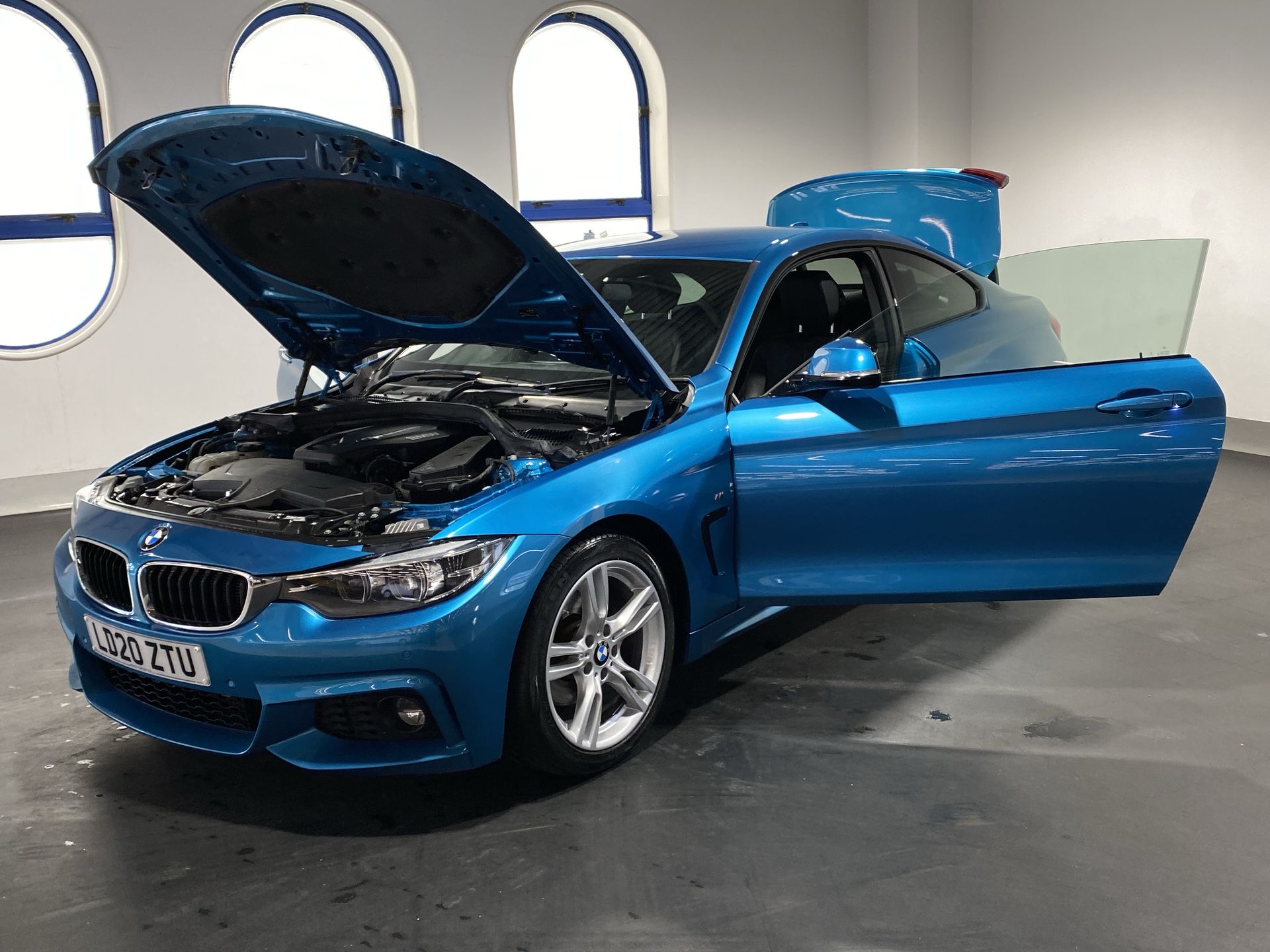 420D 190 PROFESSIONAL MEDIA