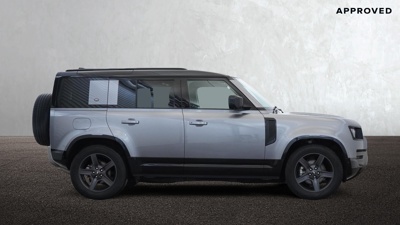 LAND ROVER DEFENDER 110