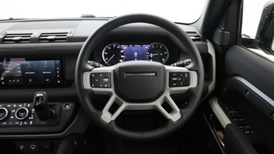 LAND ROVER DEFENDER 110