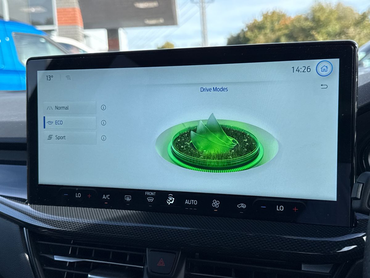ECOBOOST HYBRID MHEV 155