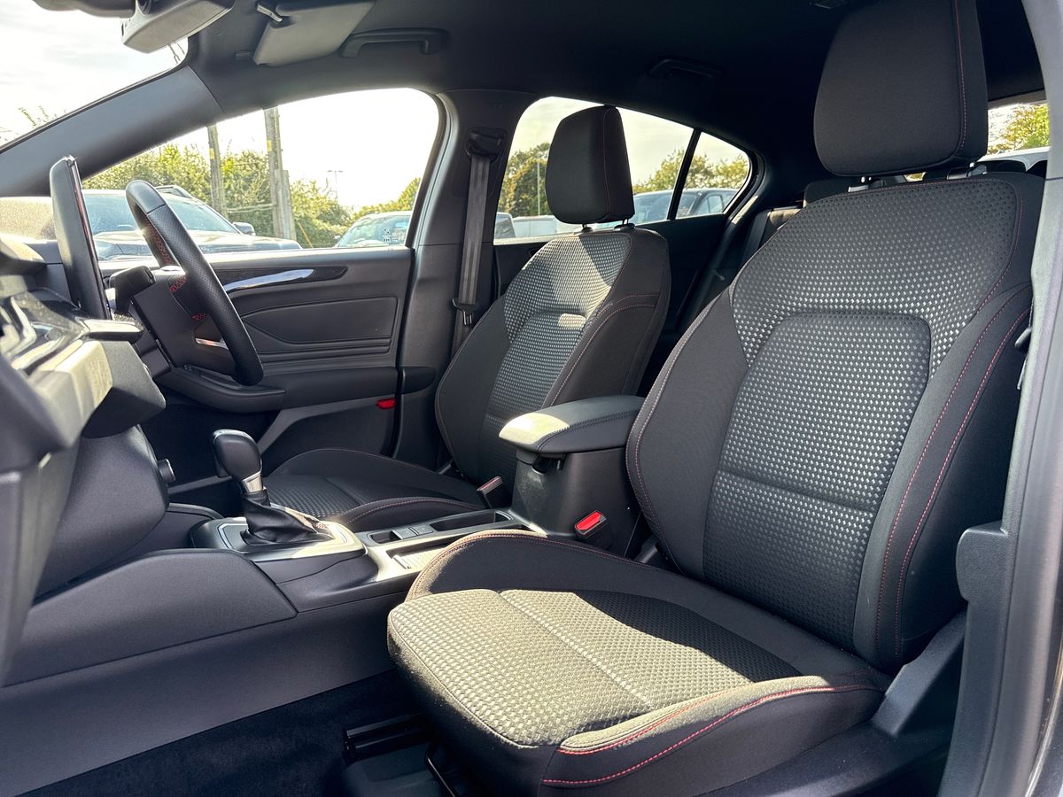 ECOBOOST HYBRID MHEV 155