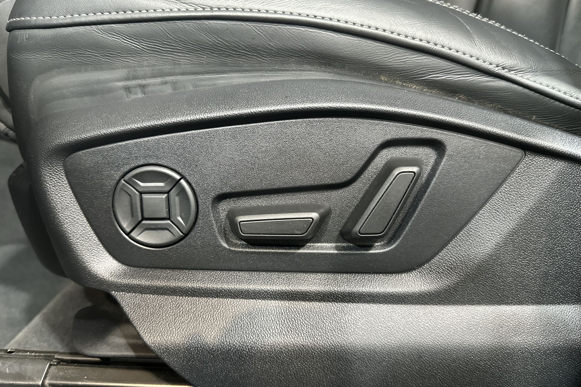 55 TFSI QUATTRO TIPTRONIC