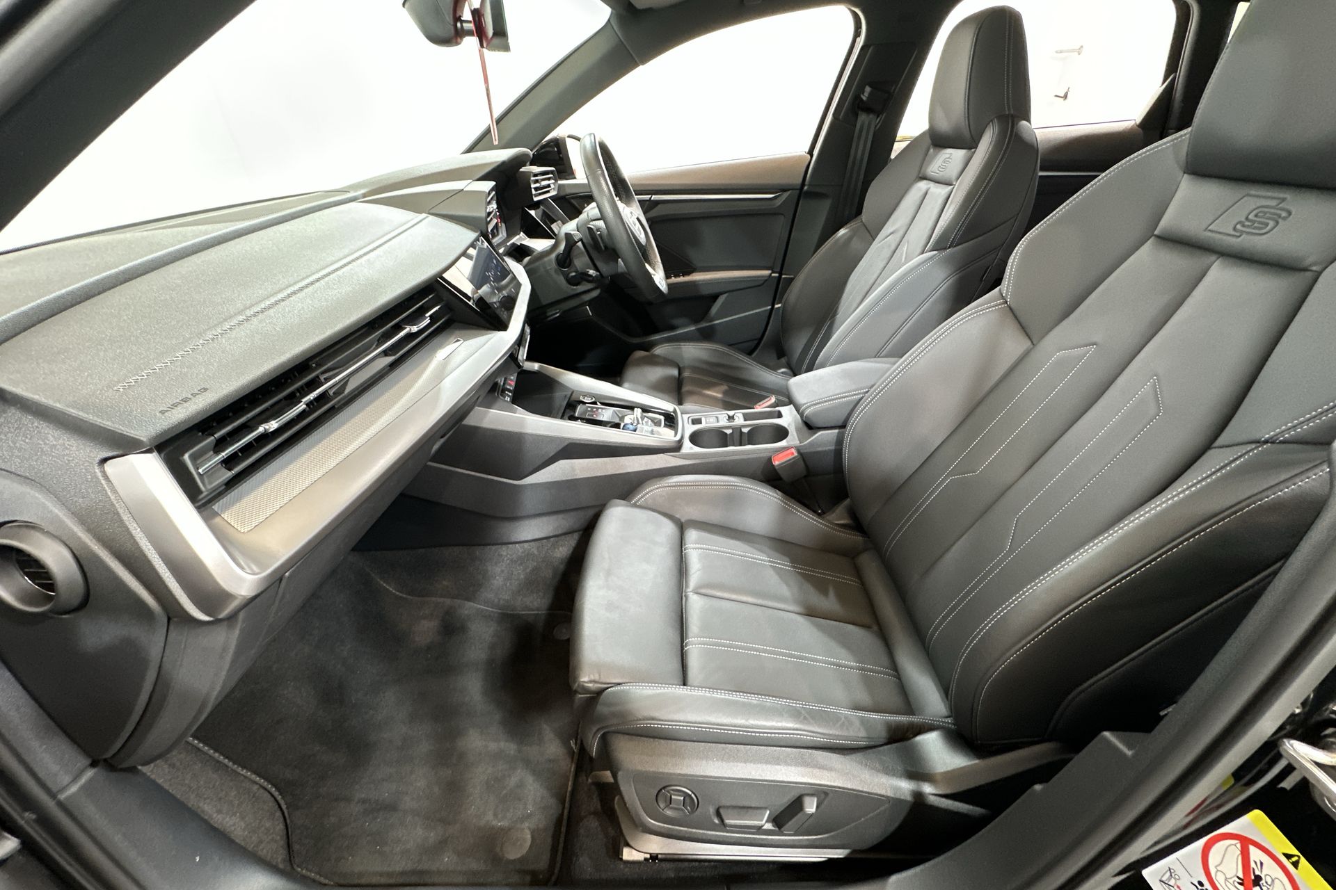 35 TFSI S TRONIC