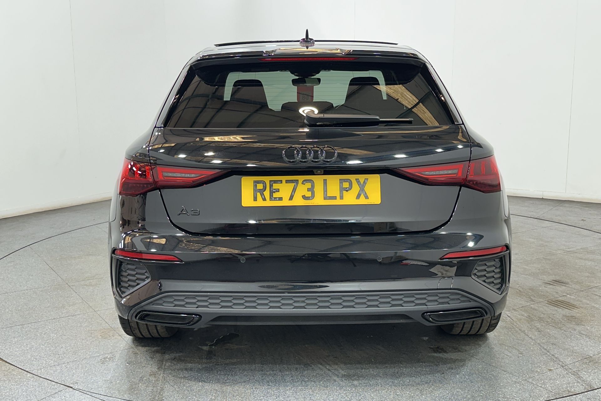 35 TFSI S TRONIC