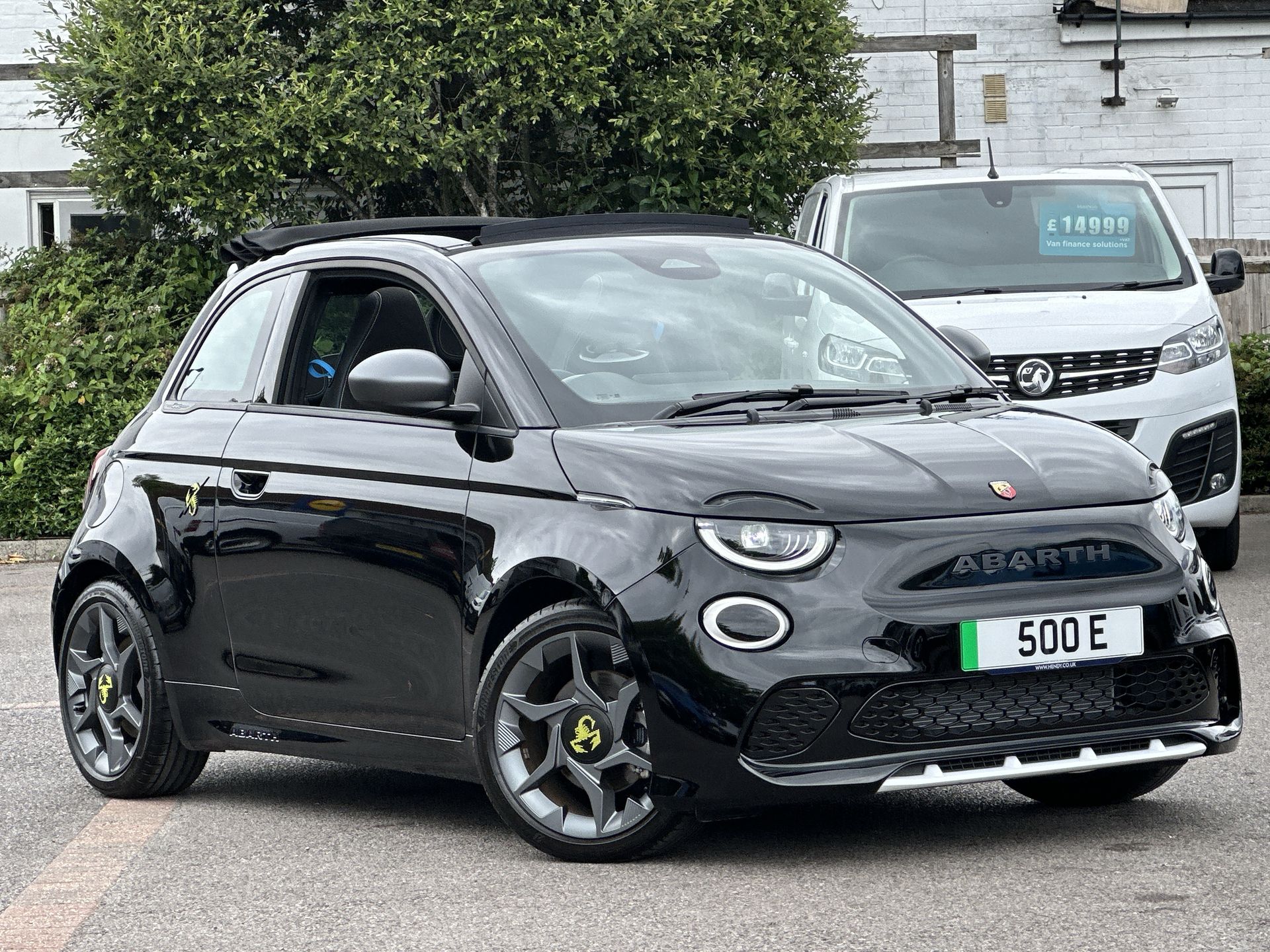 NEW 500E CABRIO 42.2KWH 152HP