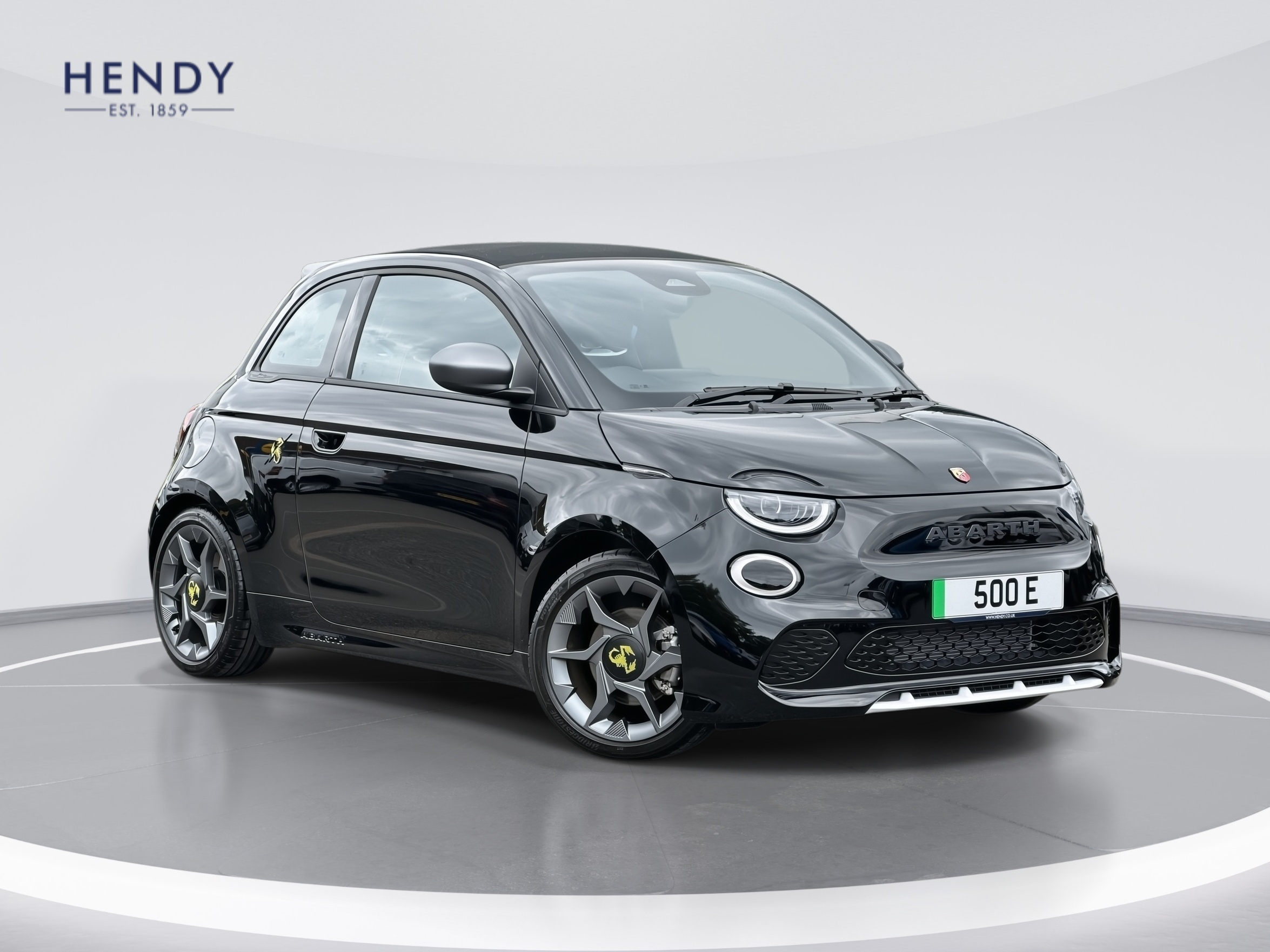 NEW 500E CABRIO 42.2KWH 152HP