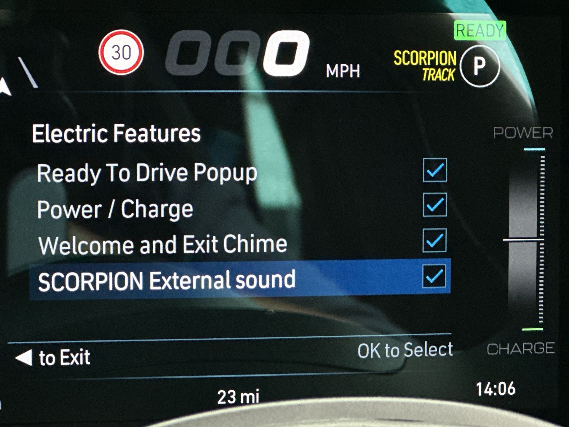 NEW 500E CABRIO 42.2KWH 152HP
