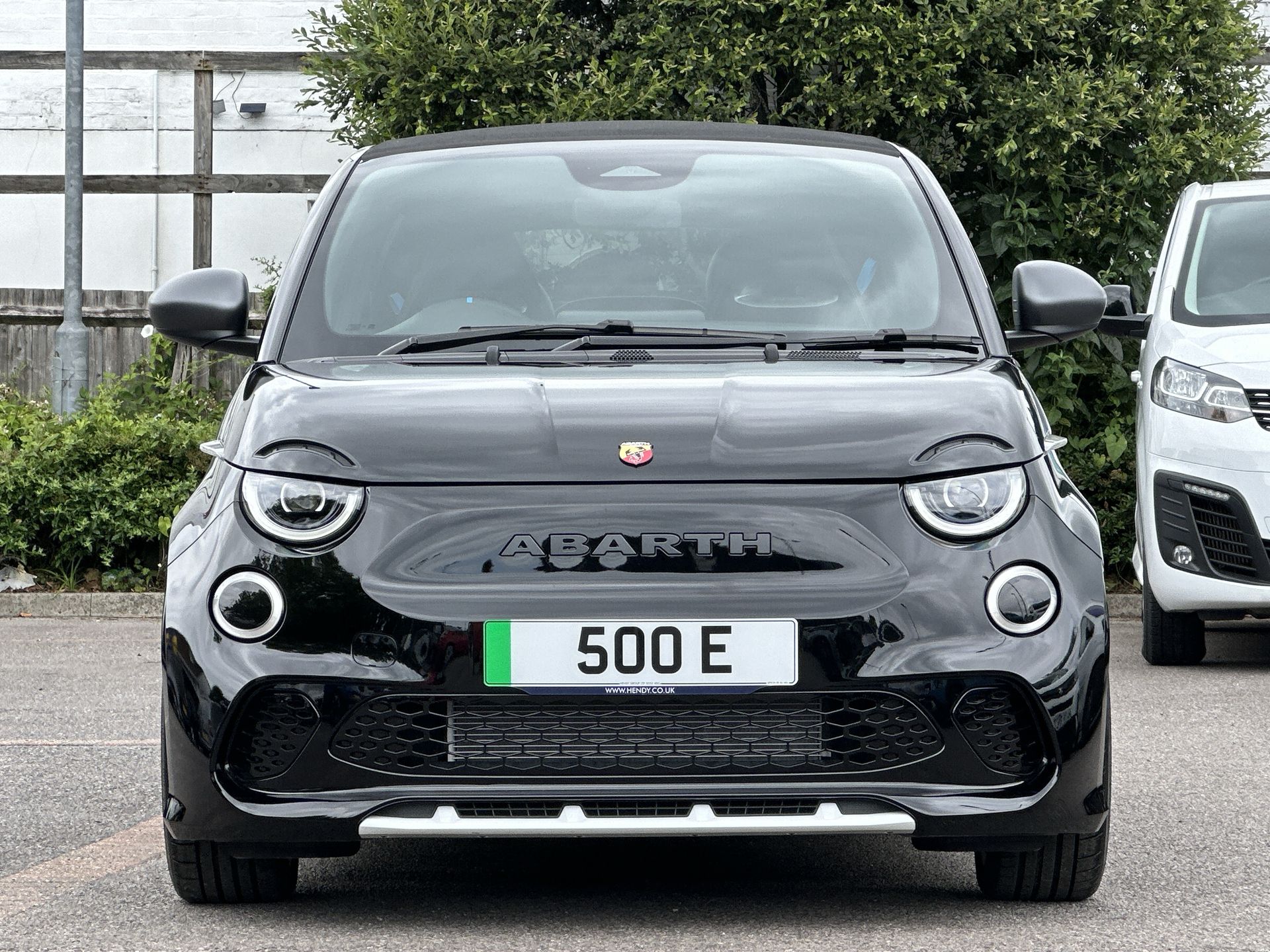 NEW 500E CABRIO 42.2KWH 152HP