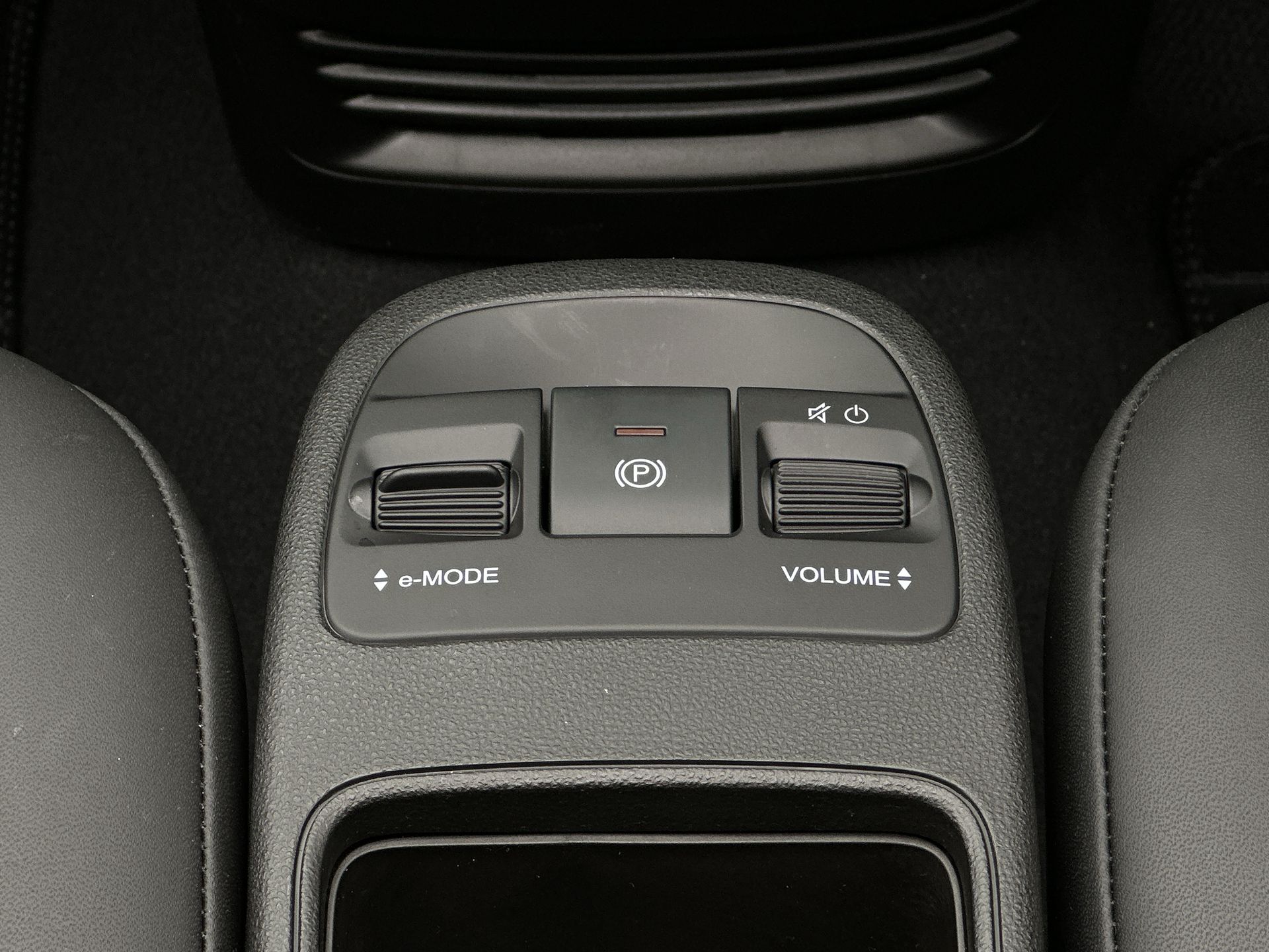 NEW 500E CABRIO 42.2KWH 152HP
