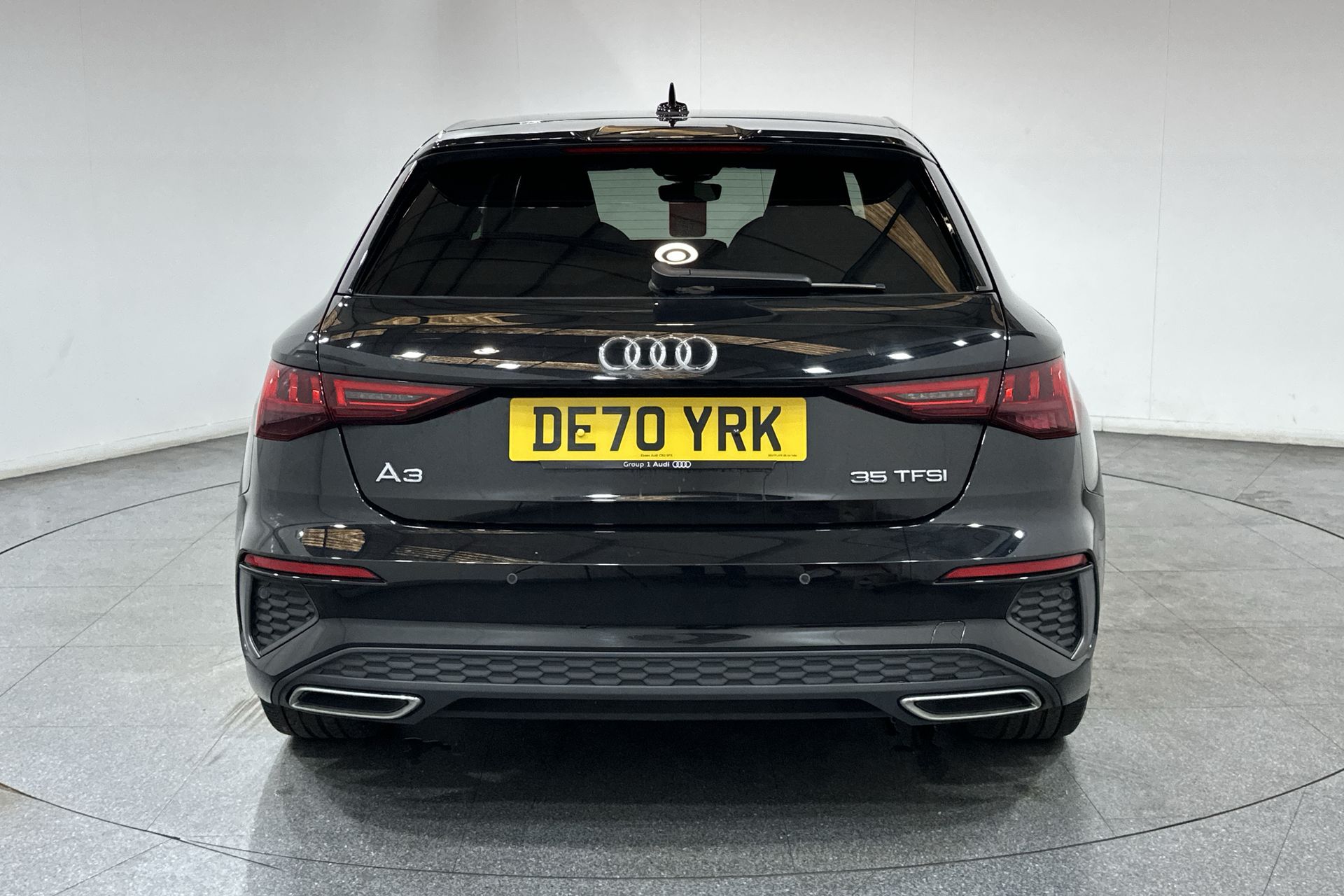 35 TFSI S TRONIC