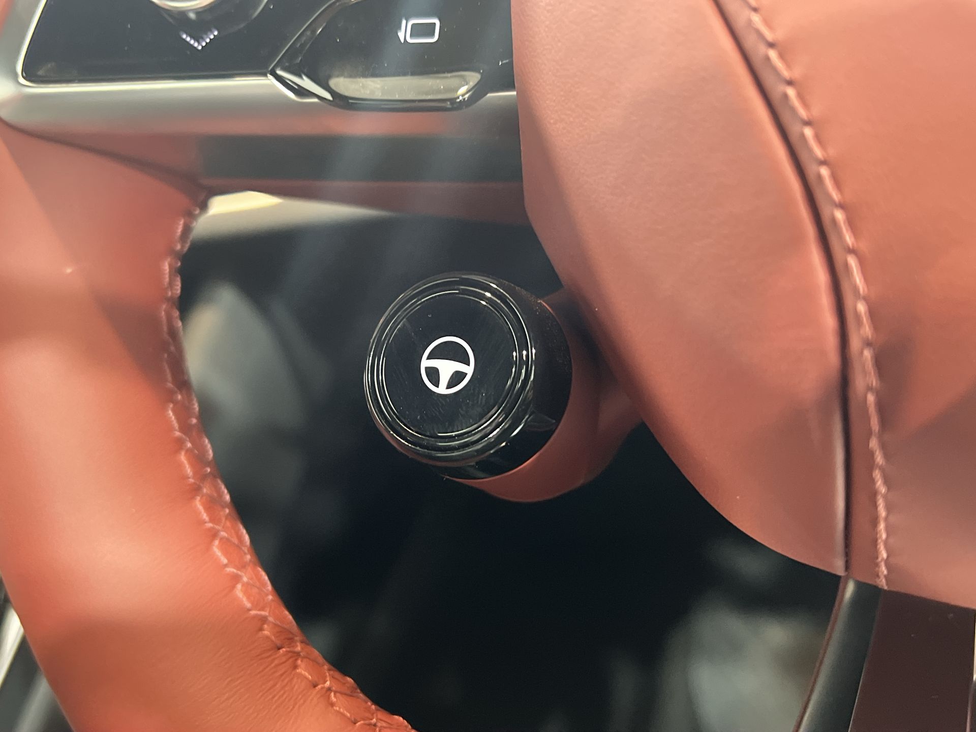 CYBERSTER 250KW TROPHY SINGLE MOTOR 77 KWH 2DR AUTO CONVERTIBLE