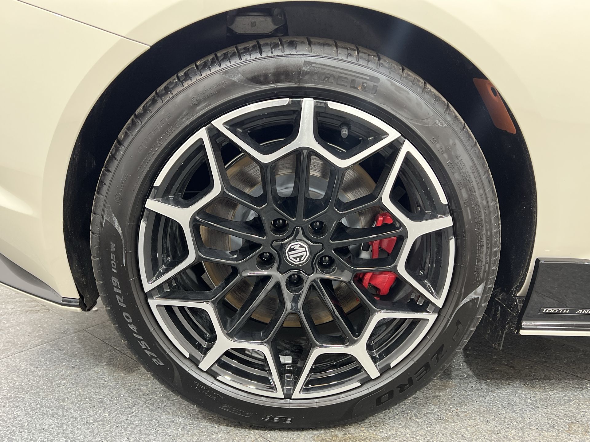 CYBERSTER 250KW TROPHY SINGLE MOTOR 77 KWH 2DR AUTO CONVERTIBLE