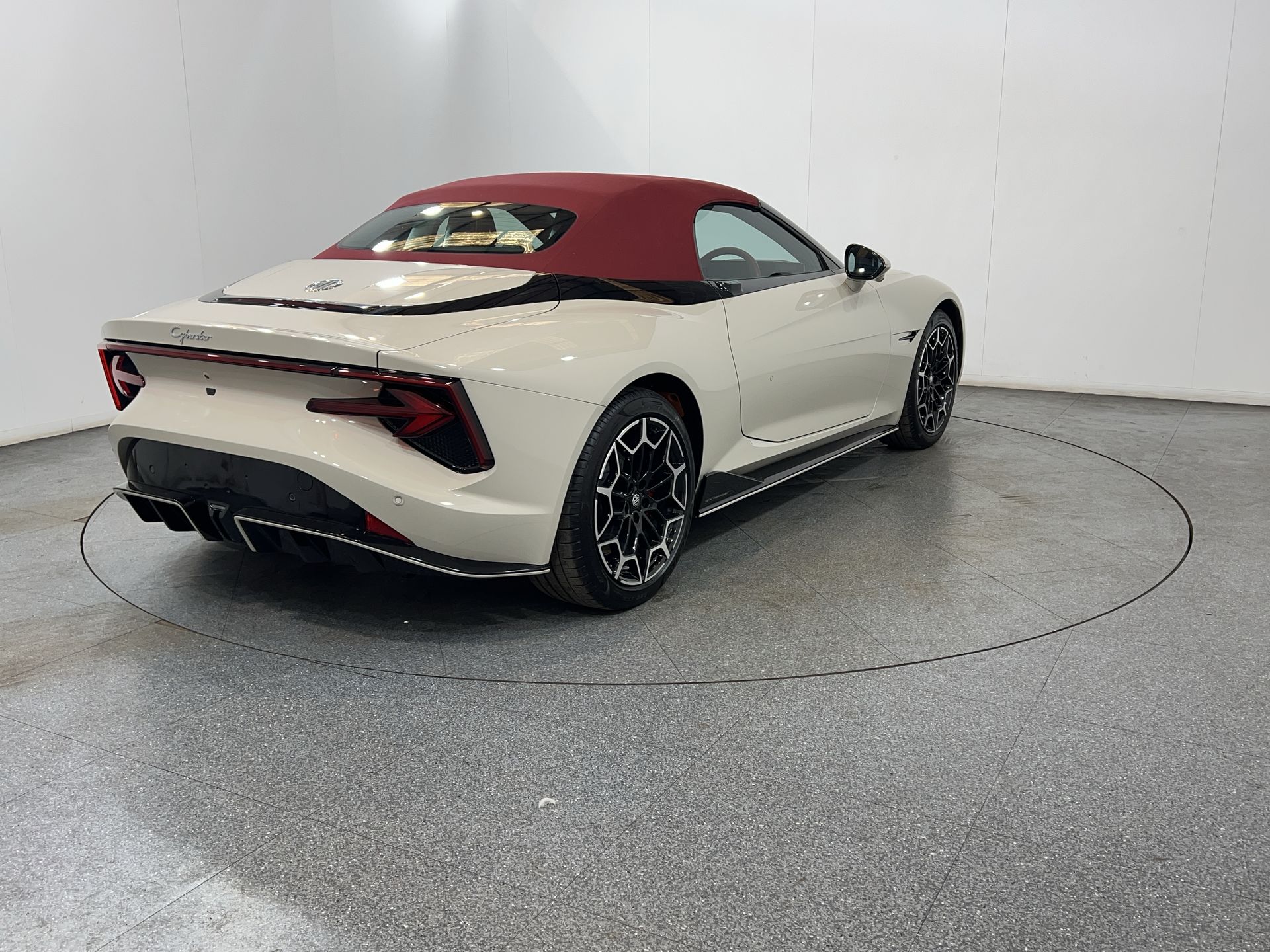 CYBERSTER 250KW TROPHY SINGLE MOTOR 77 KWH 2DR AUTO CONVERTIBLE