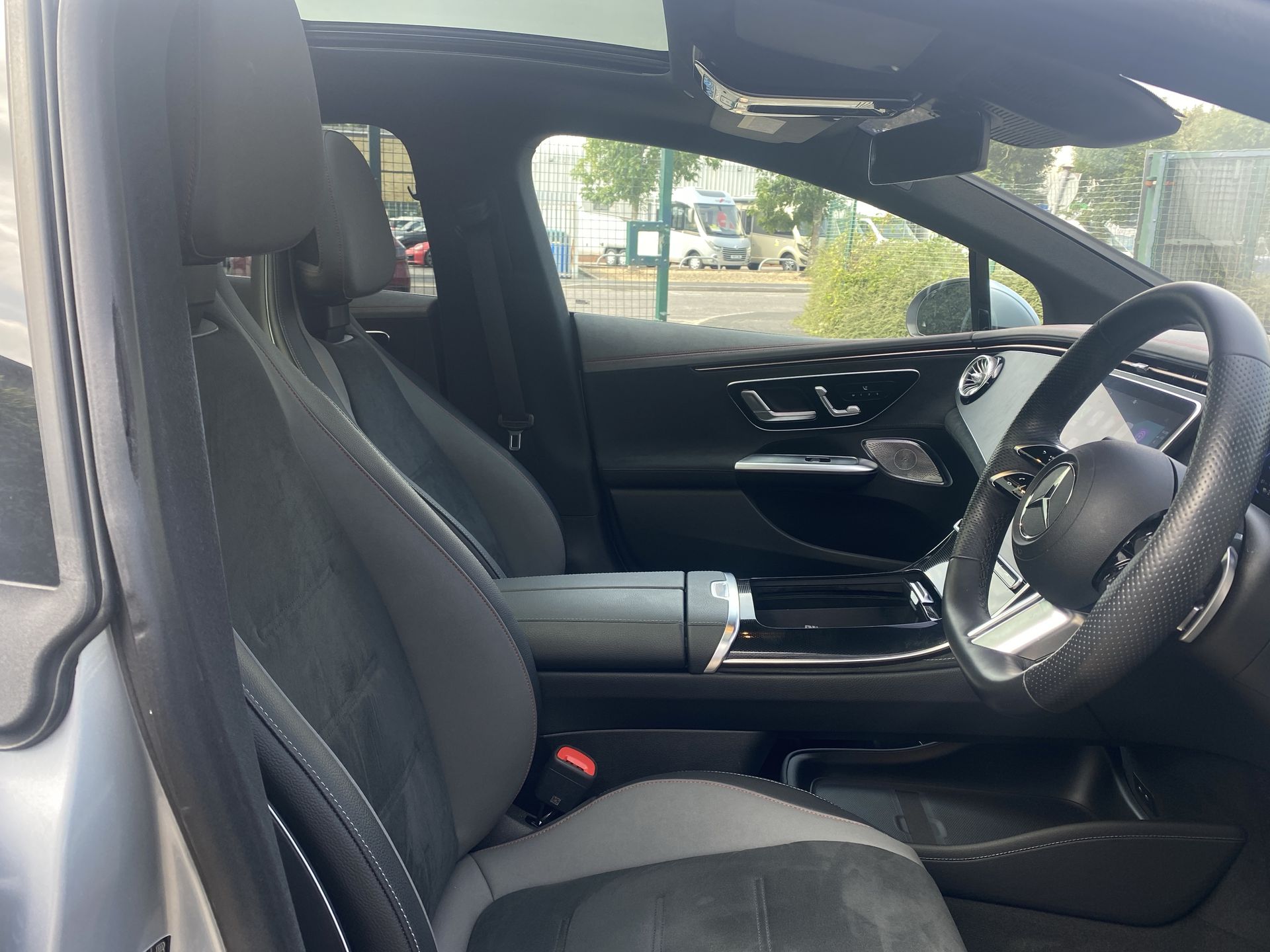 EQE 300 PREMIUM PLUS 89KWH