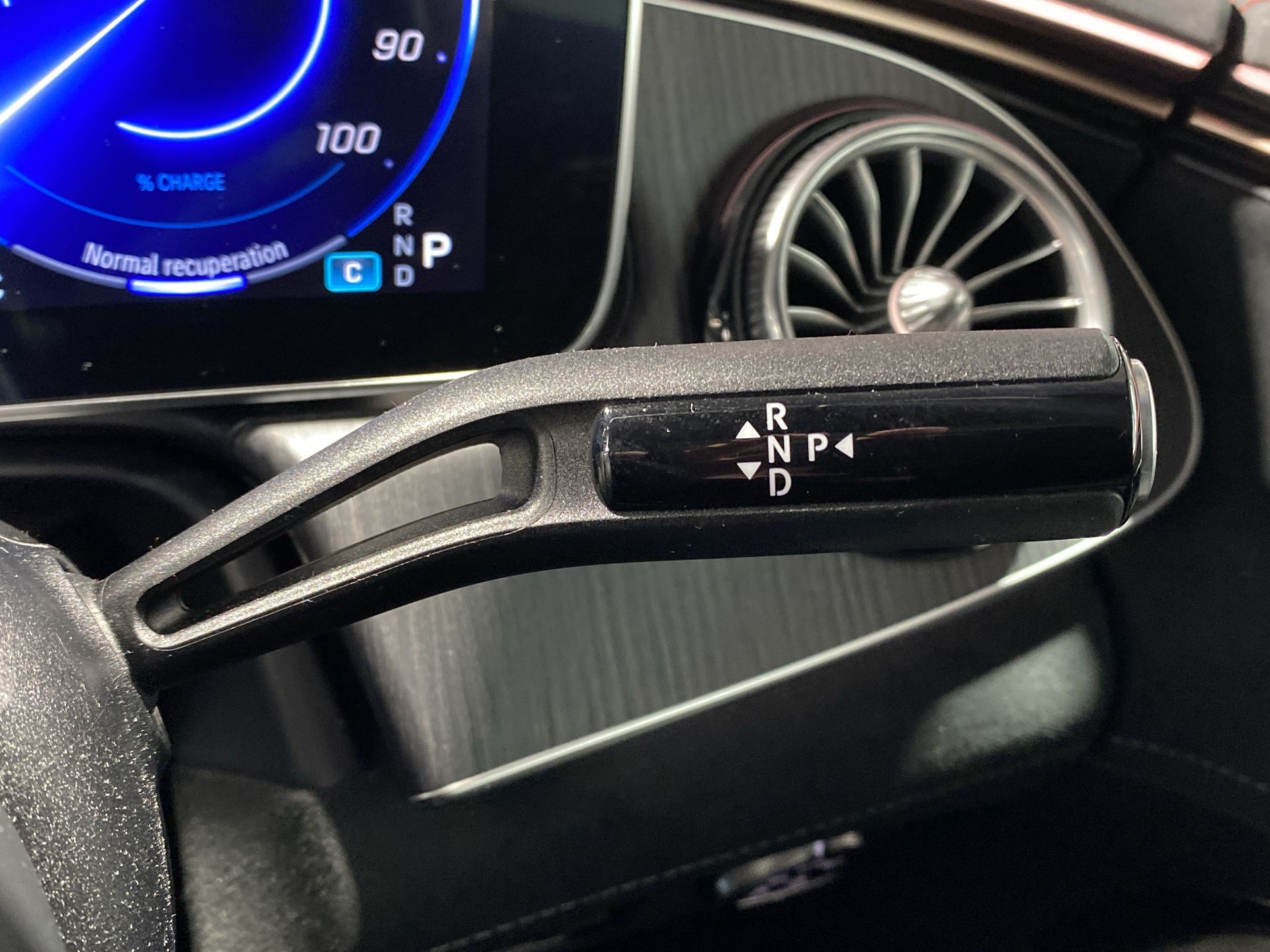 EQE 300 PREMIUM PLUS 89KWH