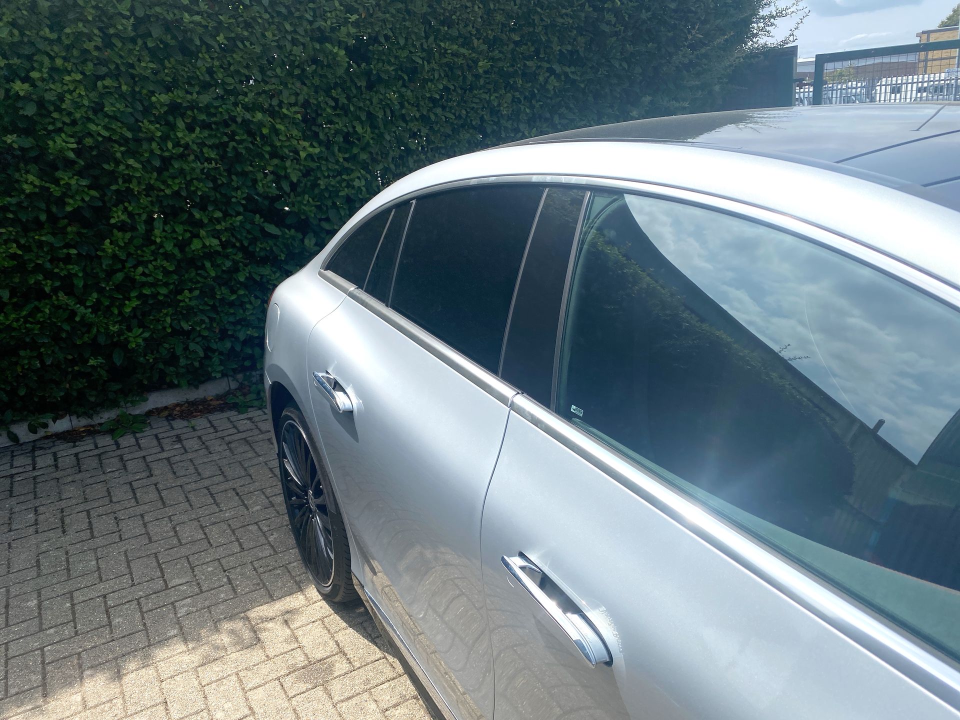 EQE 300 PREMIUM PLUS 89KWH