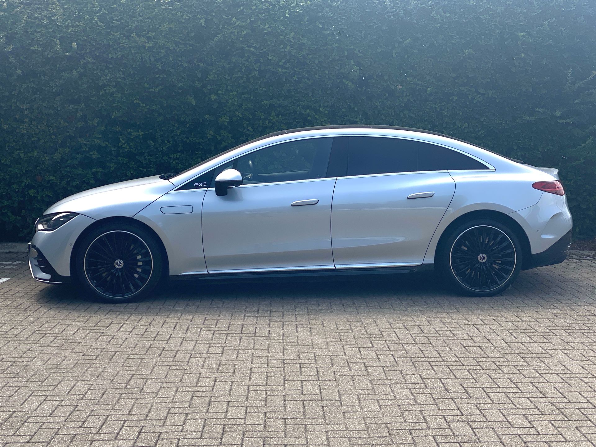 EQE 300 PREMIUM PLUS 89KWH