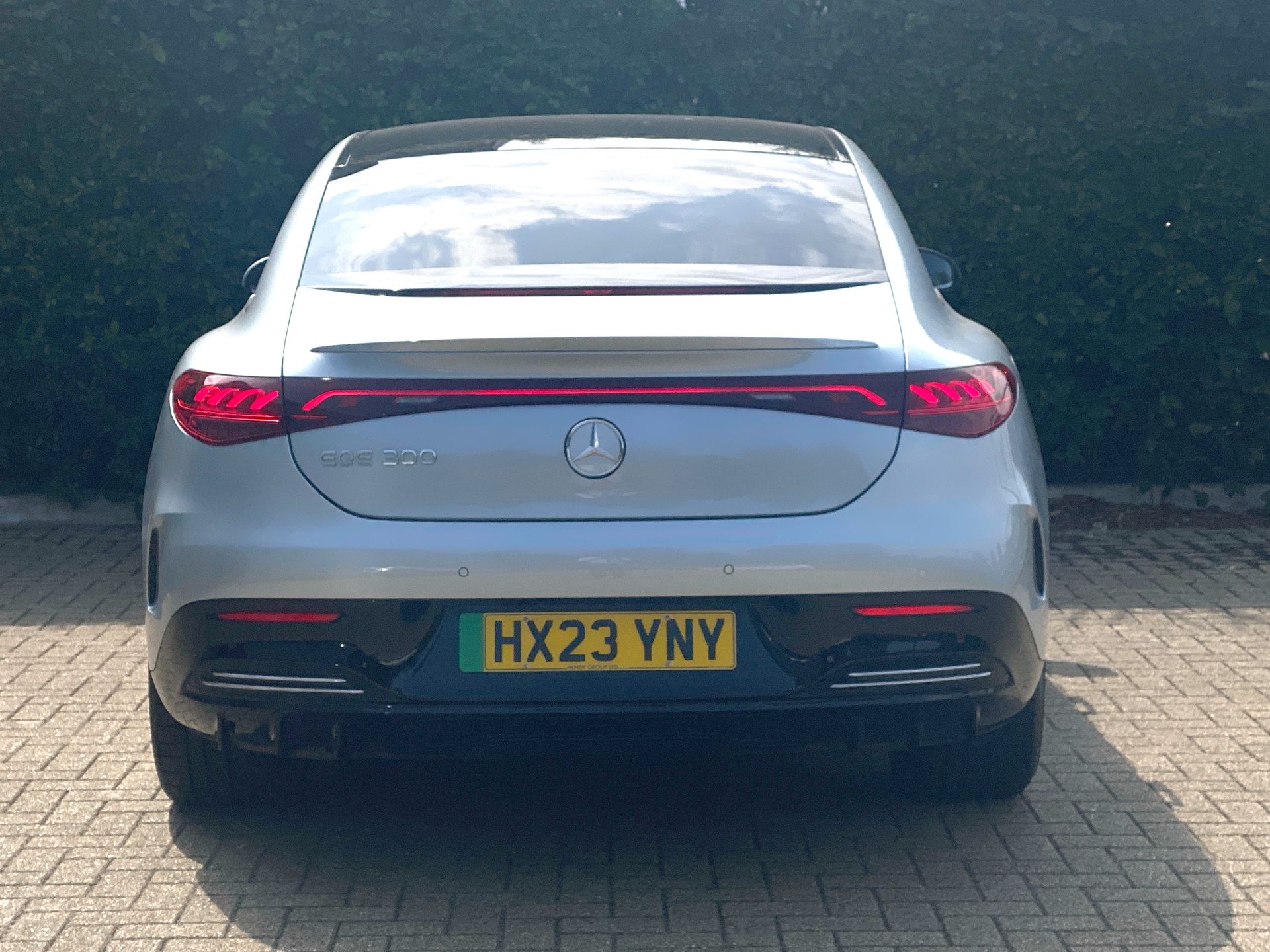 EQE 300 PREMIUM PLUS 89KWH