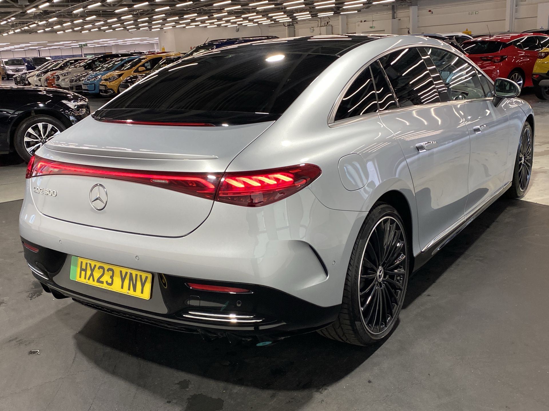 EQE 300 PREMIUM PLUS 89KWH