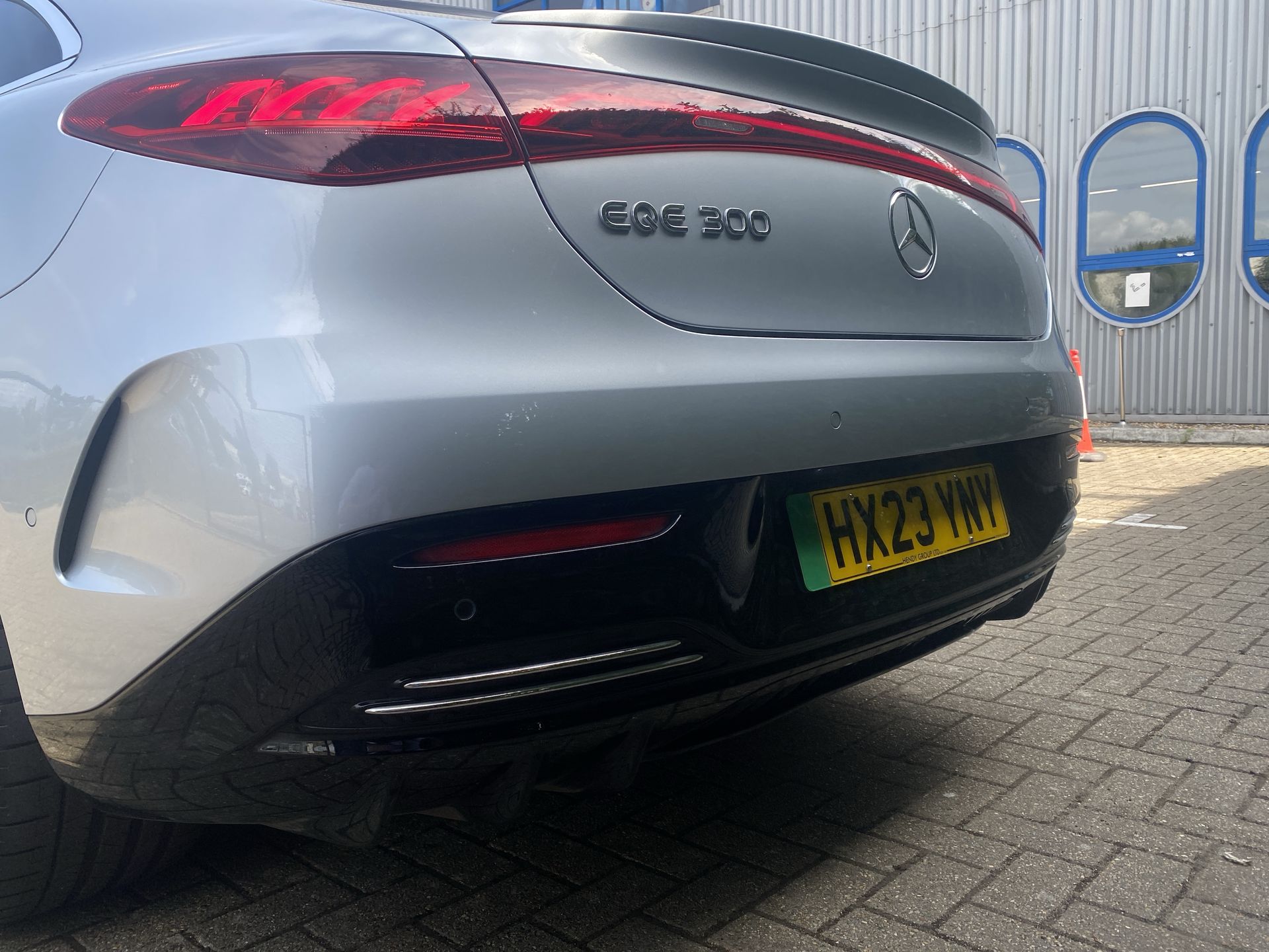 EQE 300 PREMIUM PLUS 89KWH