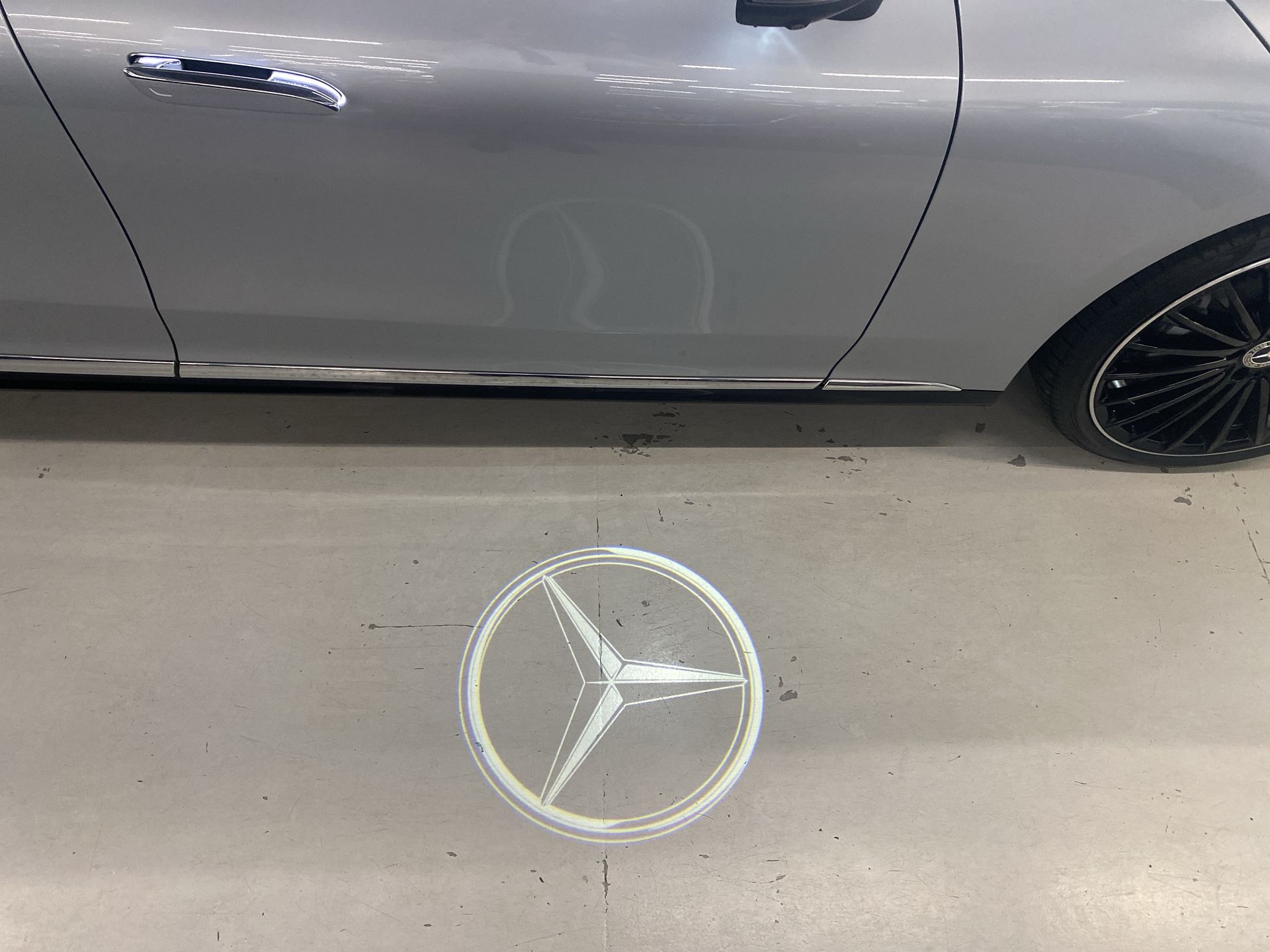 EQE 300 PREMIUM PLUS 89KWH