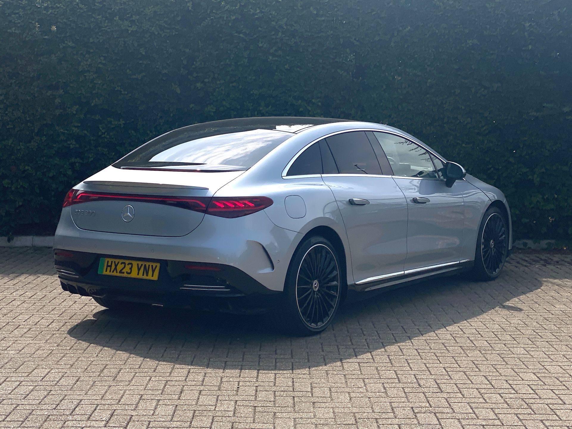 EQE 300 PREMIUM PLUS 89KWH