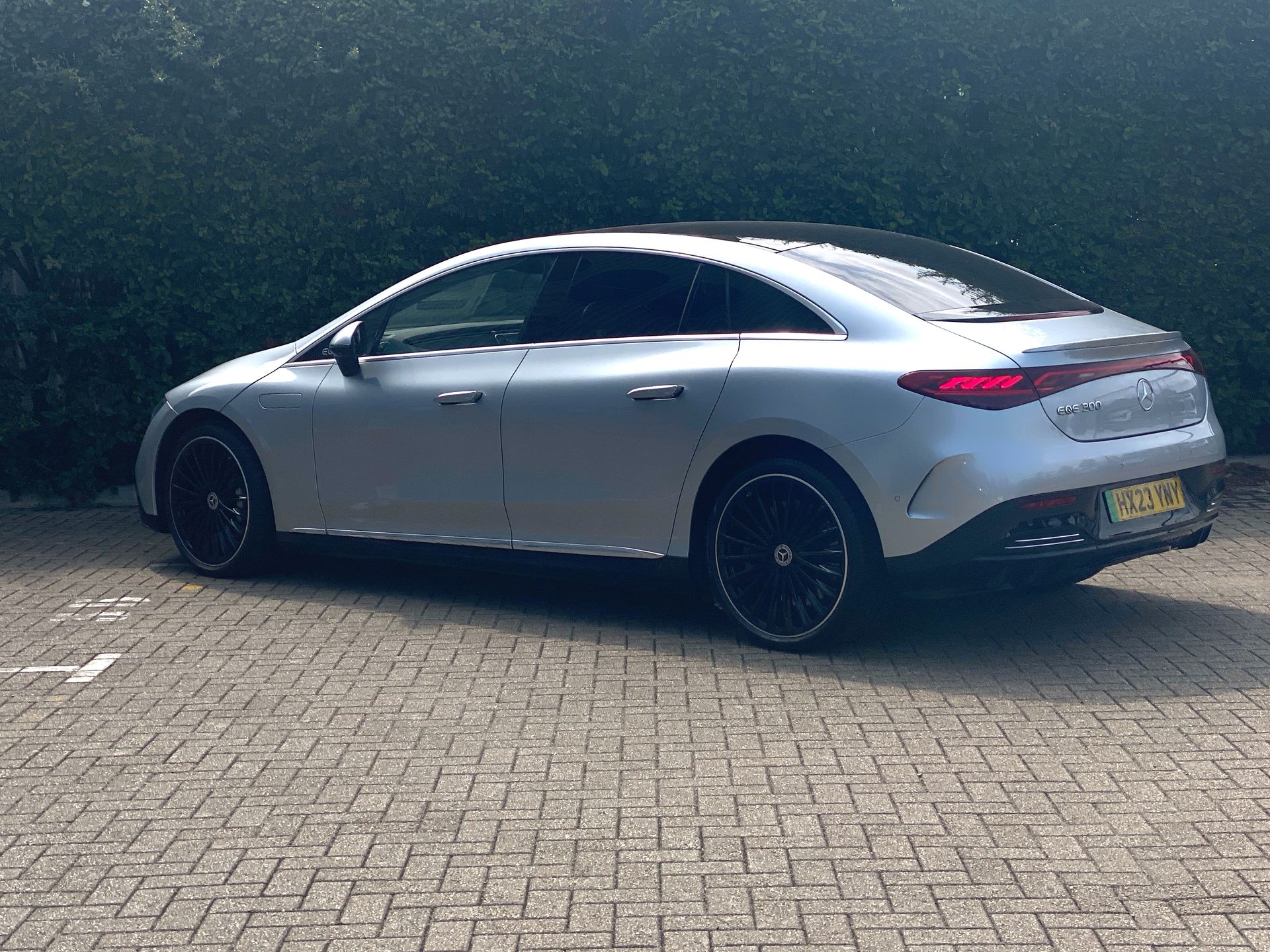 EQE 300 PREMIUM PLUS 89KWH