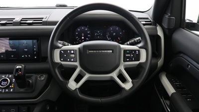 LAND ROVER DEFENDER 110